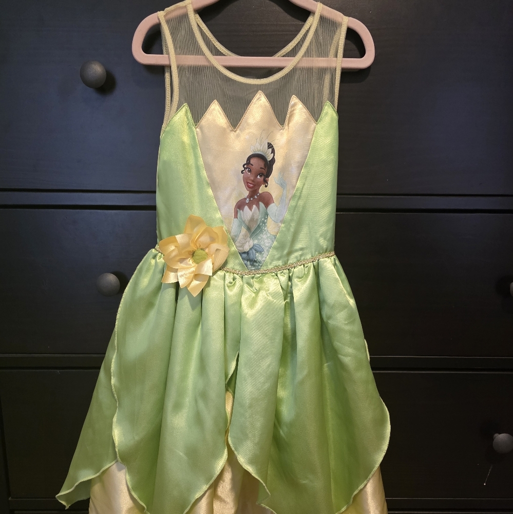 H&M Green and Yellow Halloween Costume with Leaf Details